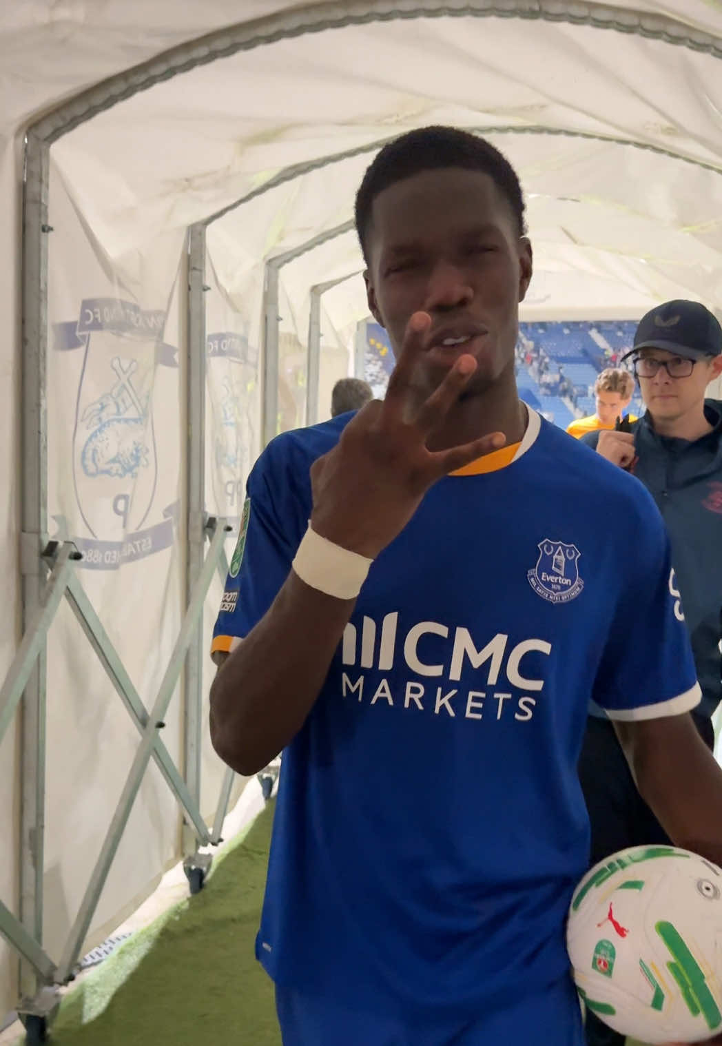 @Everton