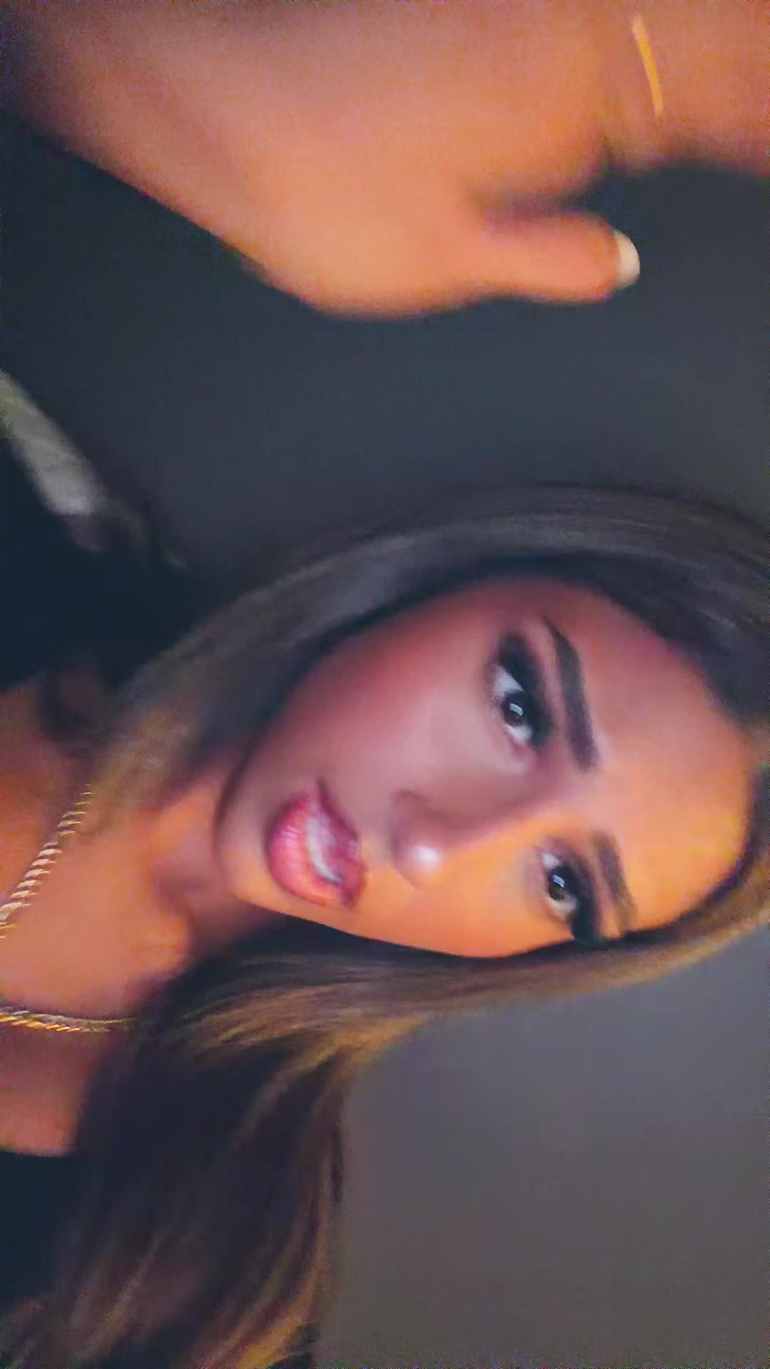 @LiveTina250k