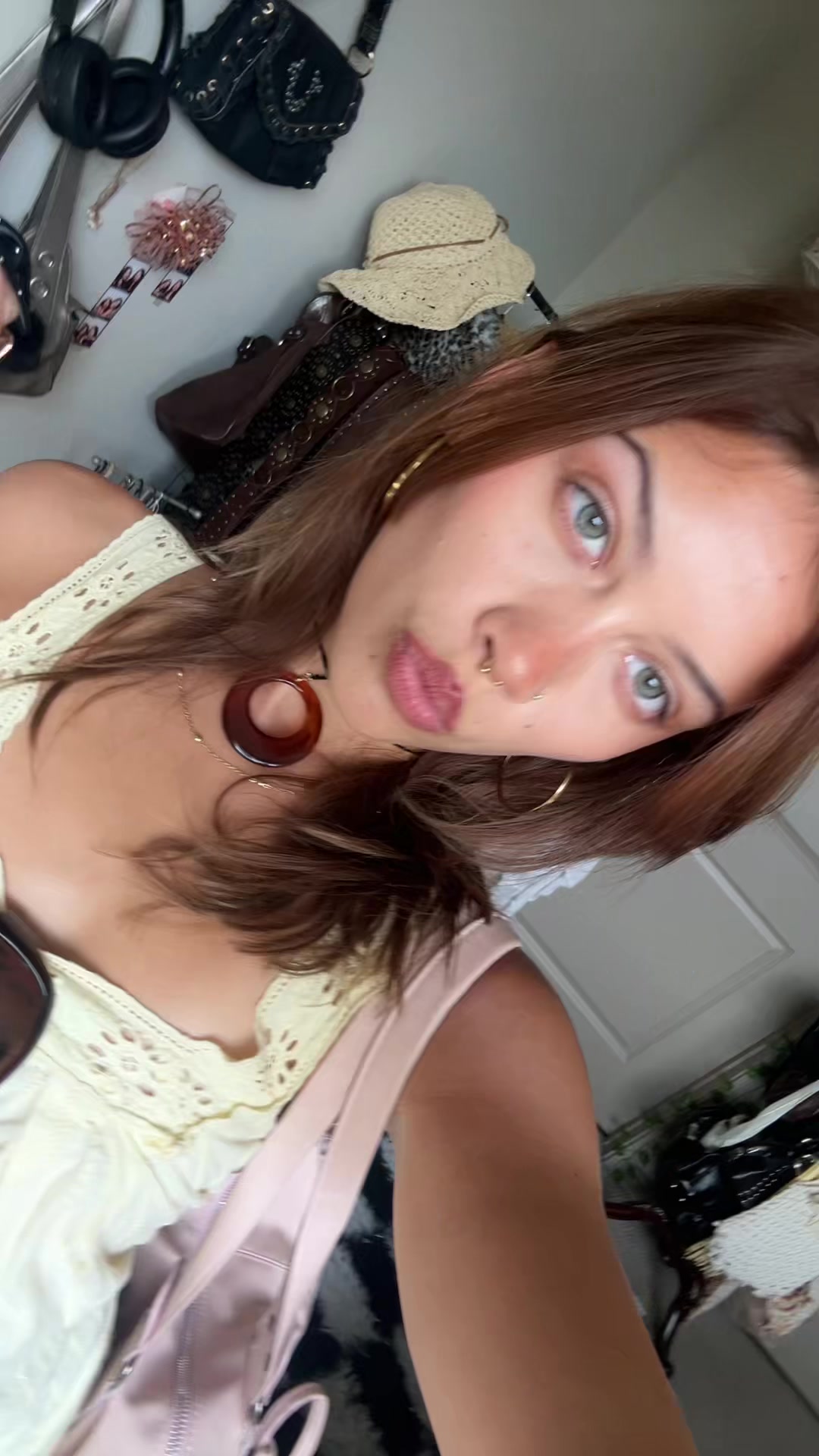 @Isa