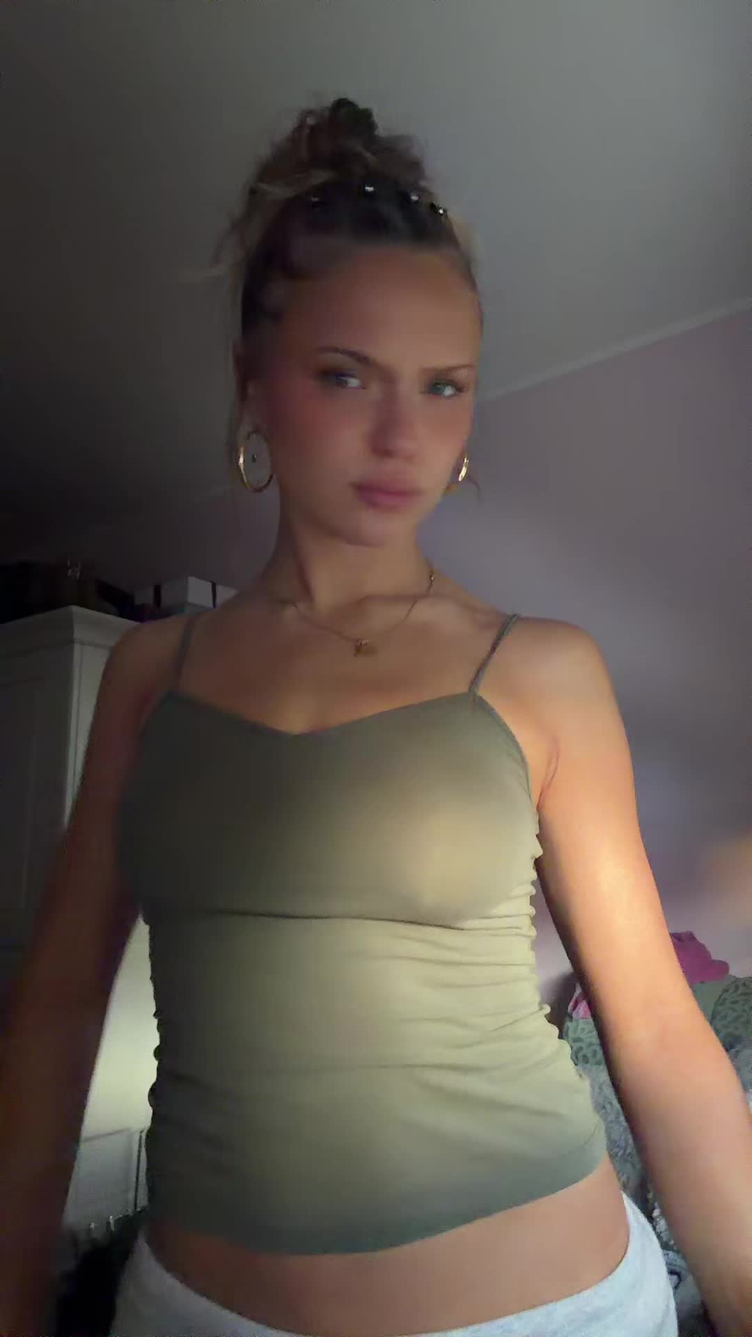 @mene