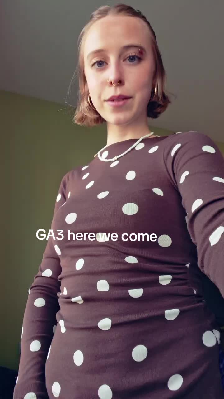 @🦒