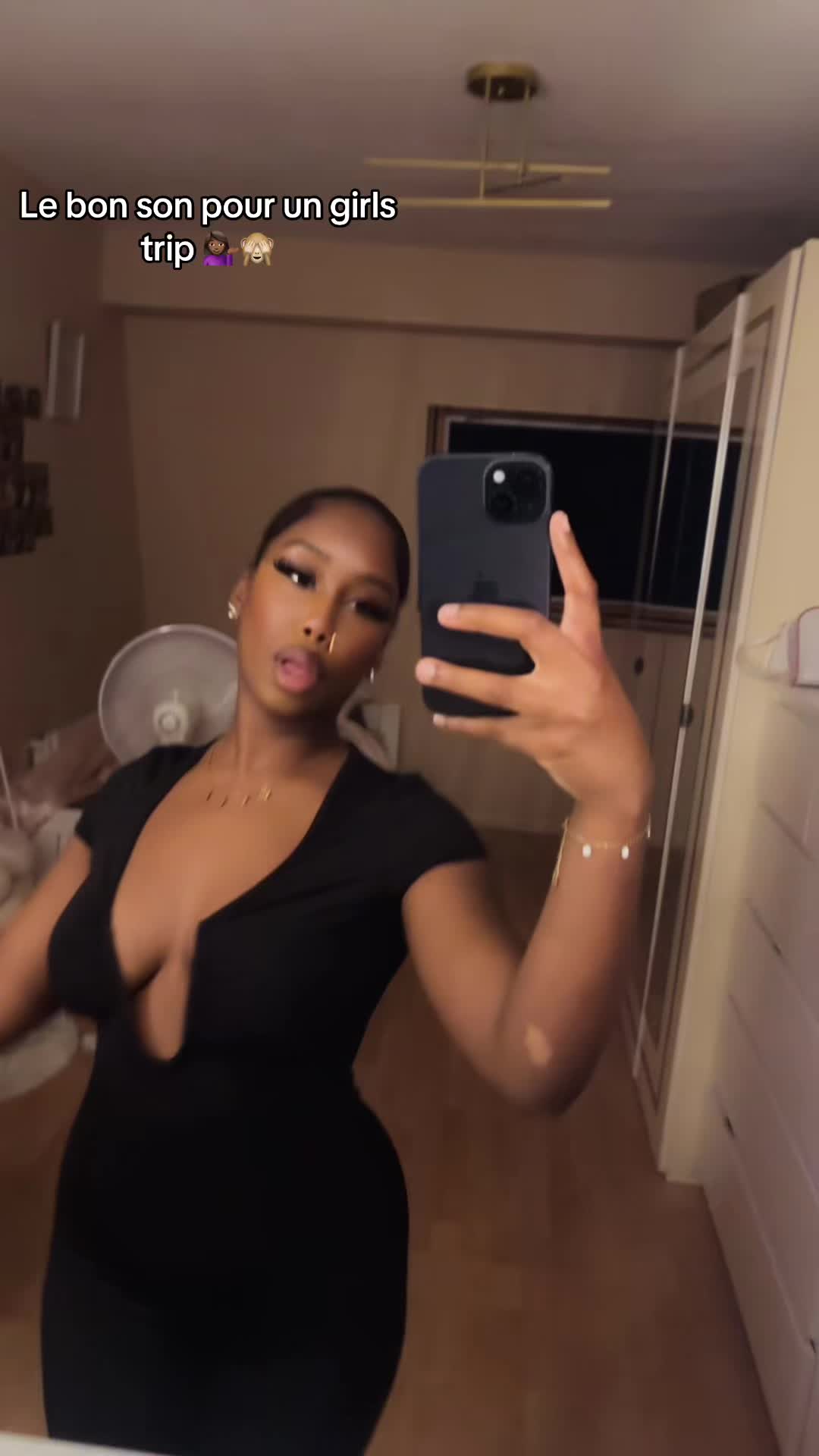 @Elsãã🧸