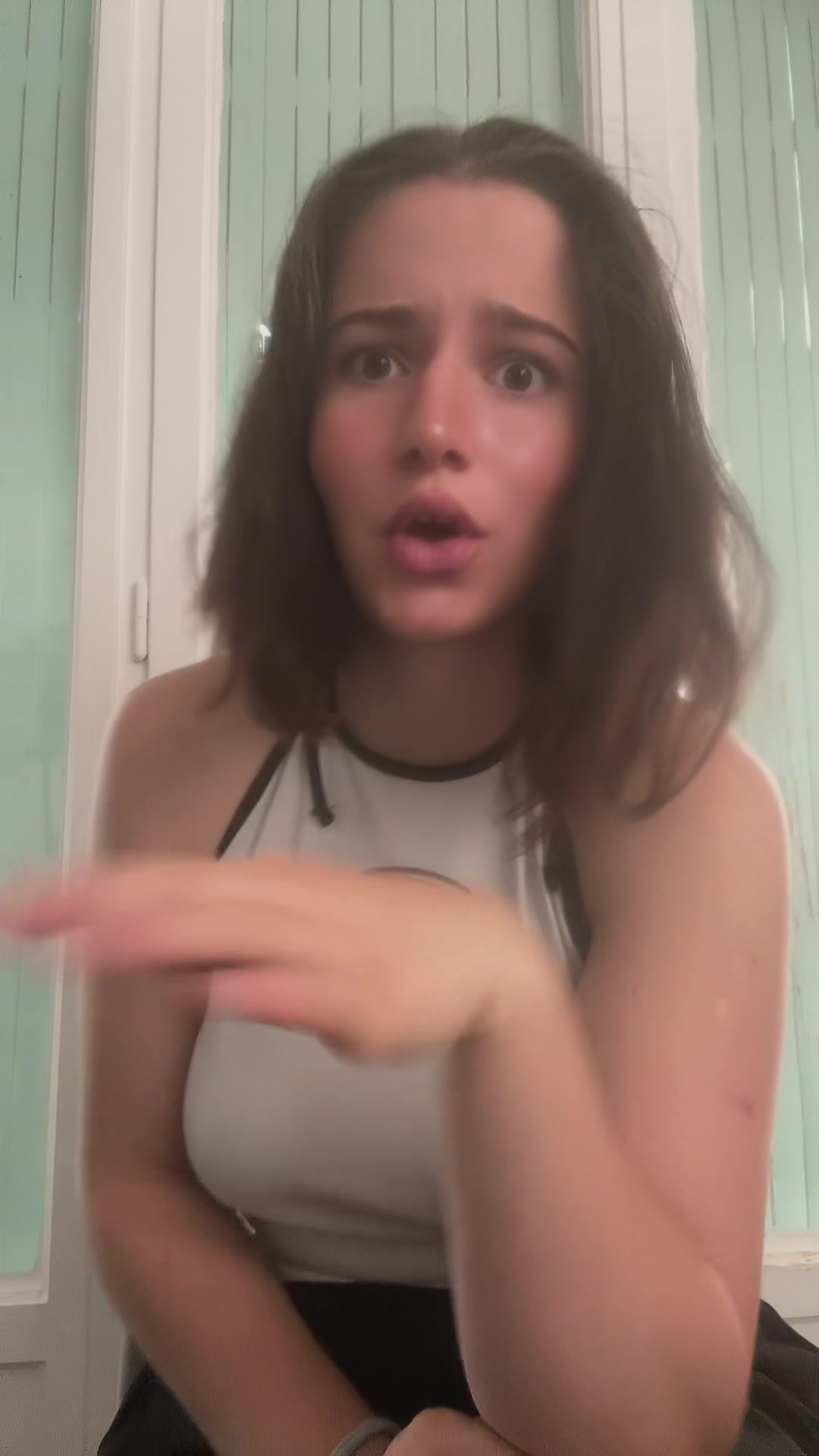 @Angèle