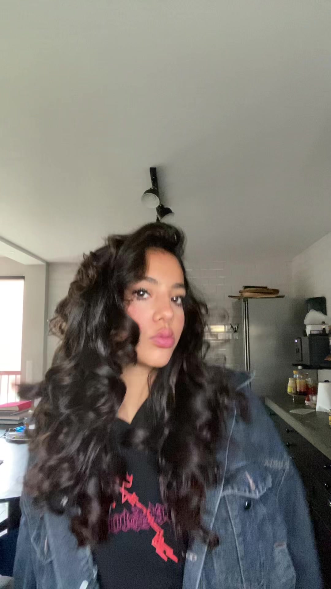 @𝐿𝑜