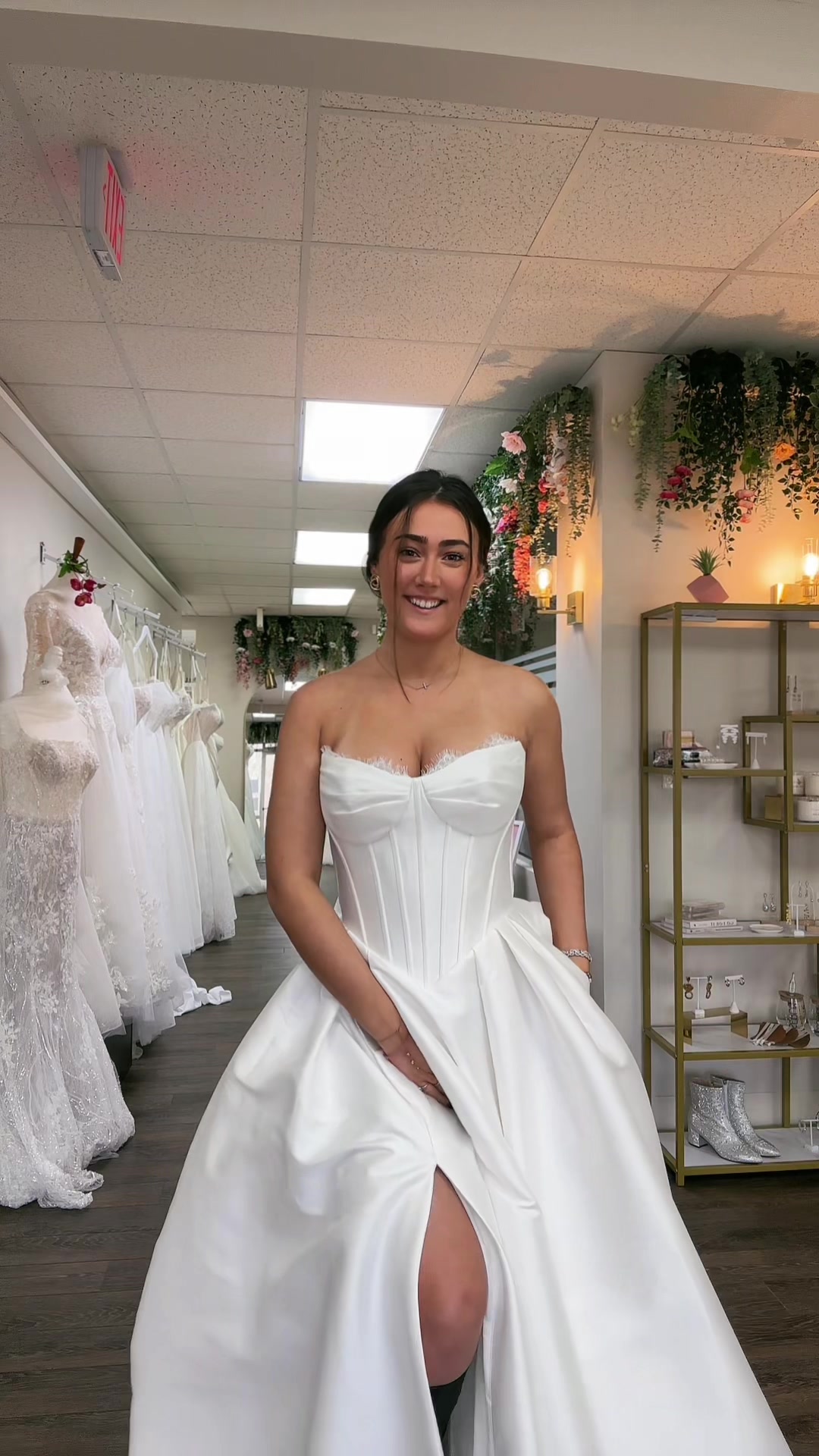 @💍Classic Bride