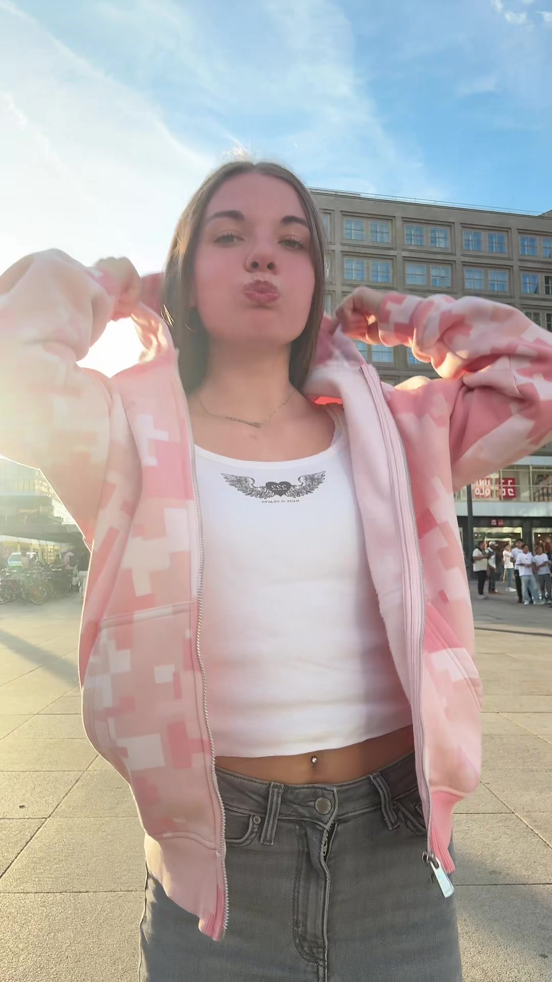 @𝐋𝐚𝐯𝐢𝐧𝐢𝐚