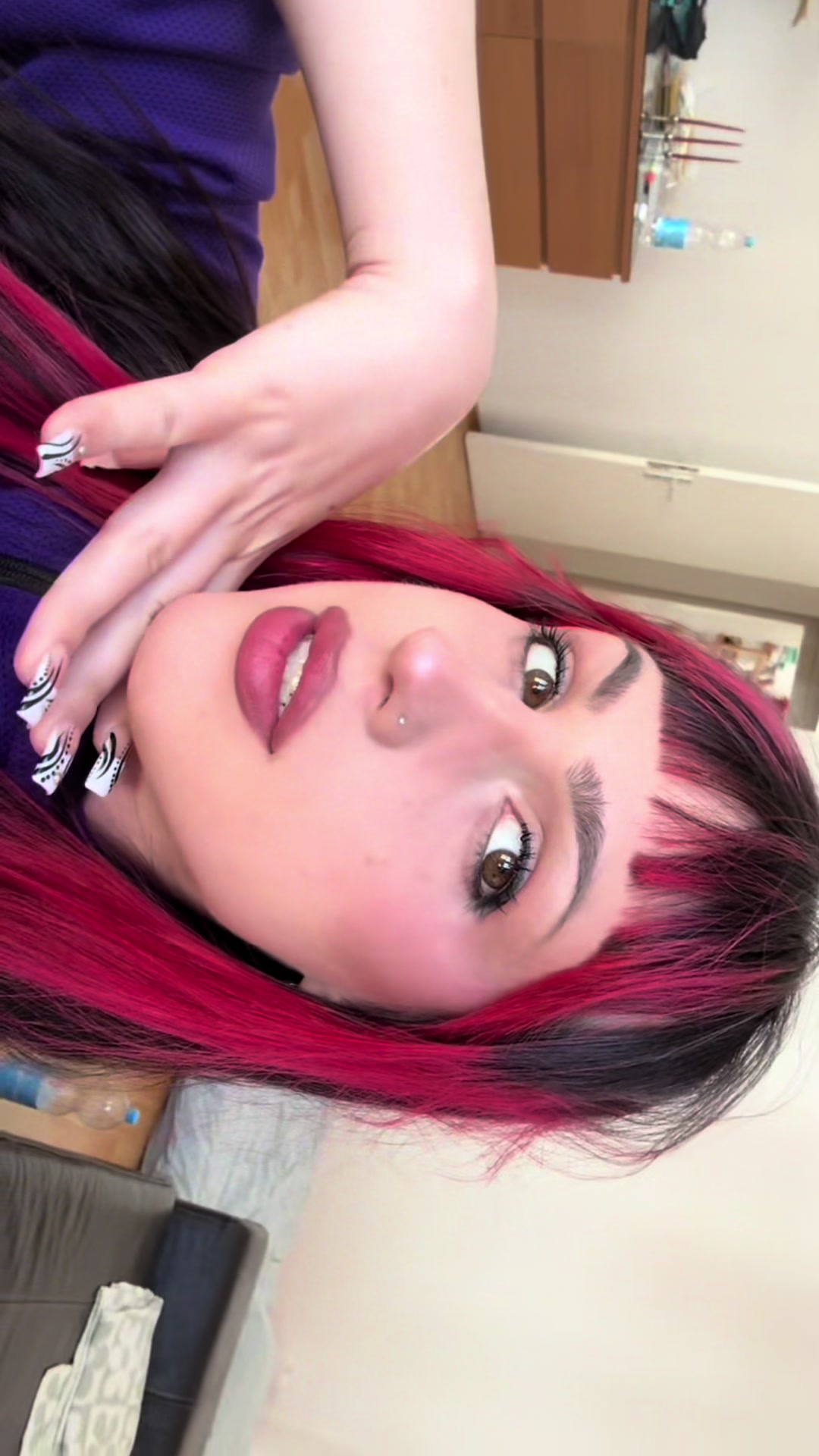 @queenivyquinn