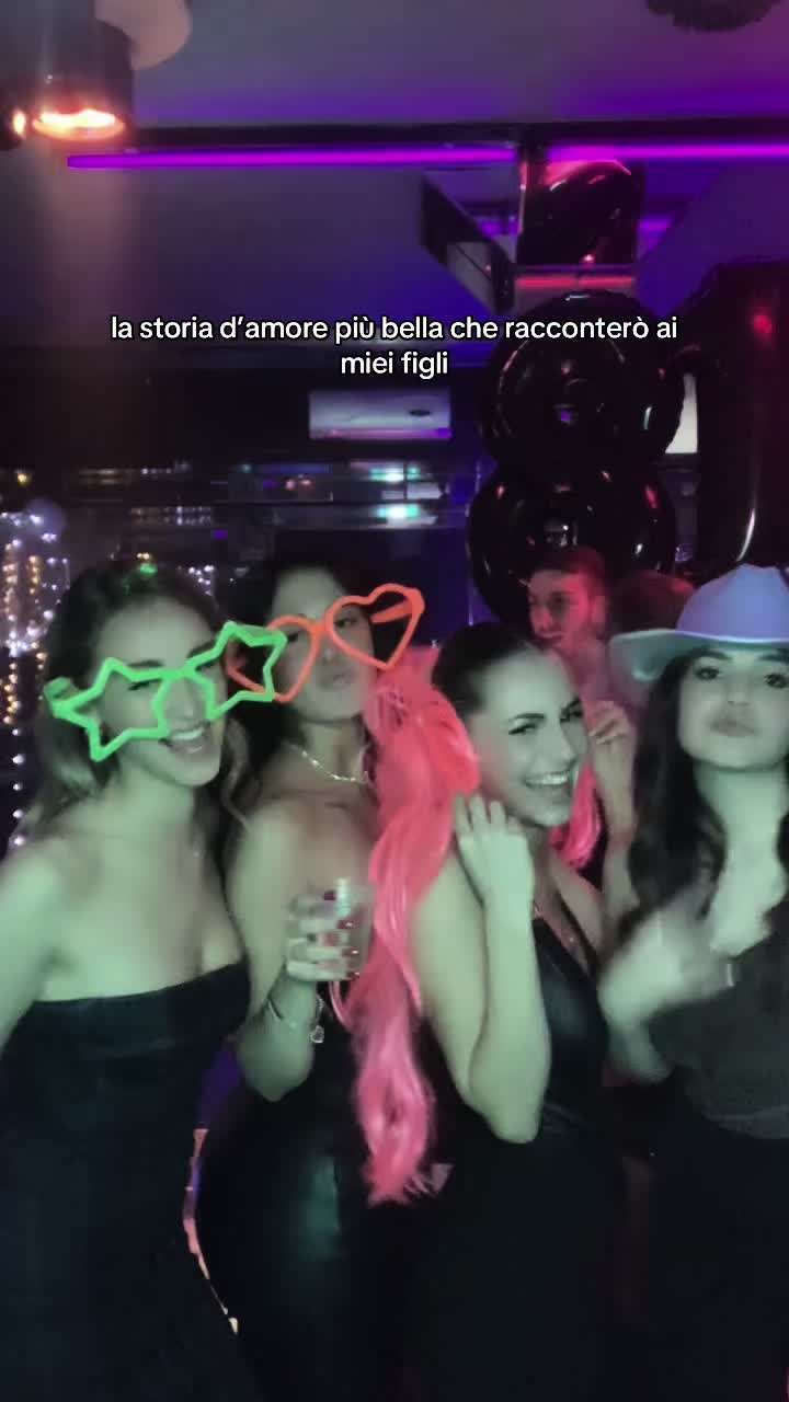 @elenabuzii