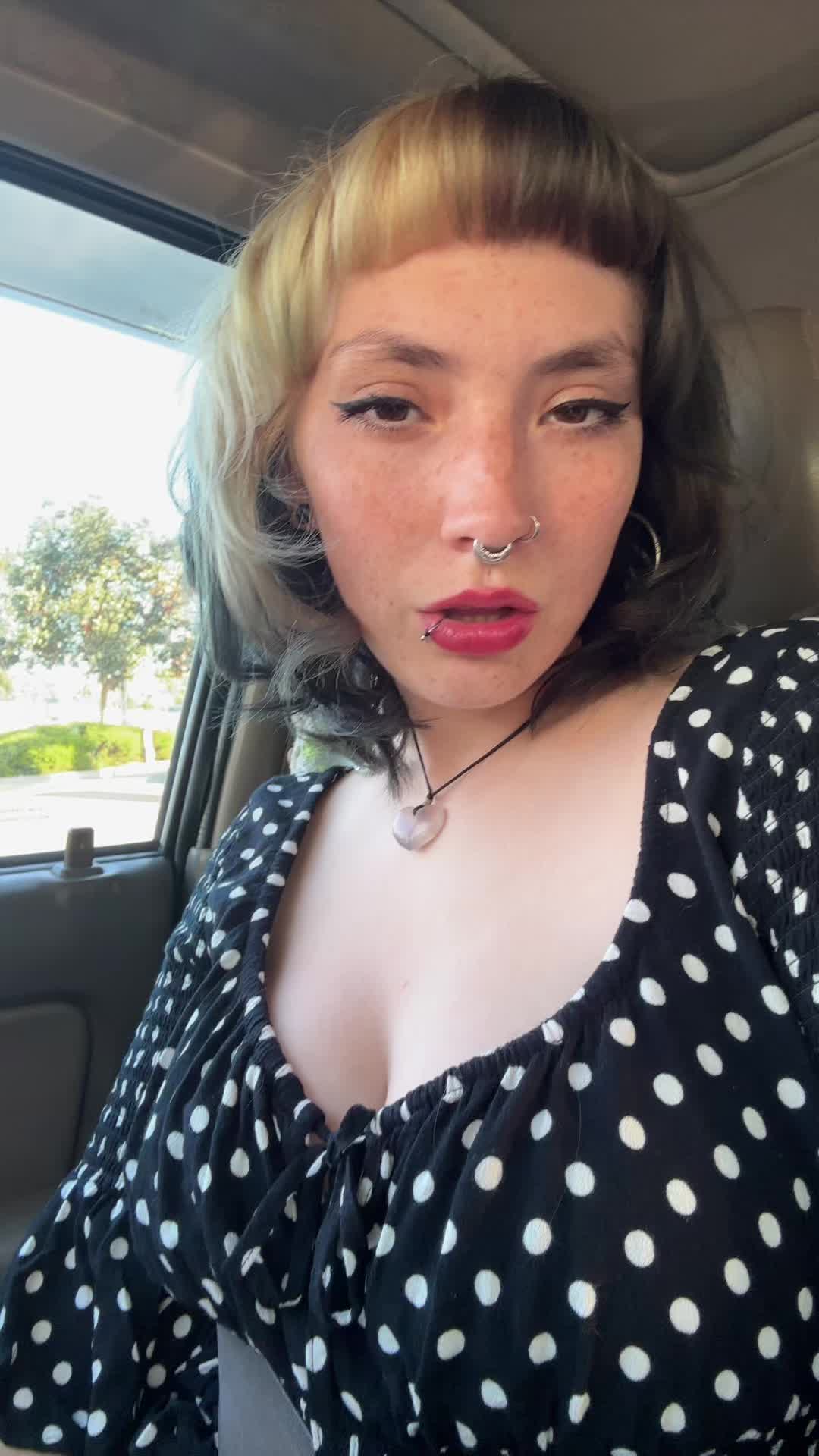 @reinabug1