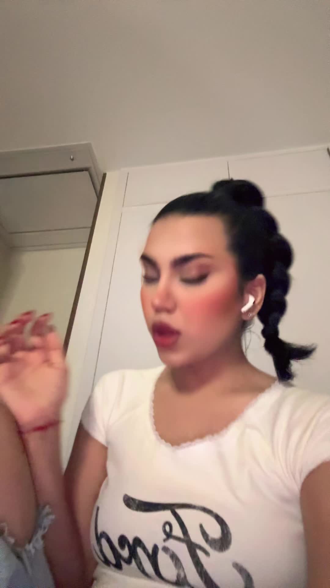 @dinnasttt