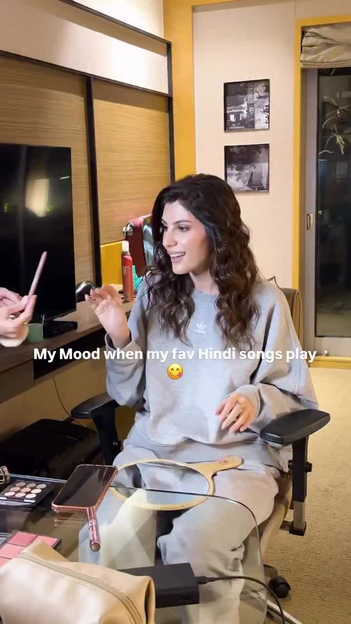 @Elnaaz Norouzi