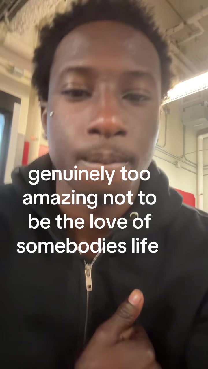 @￼