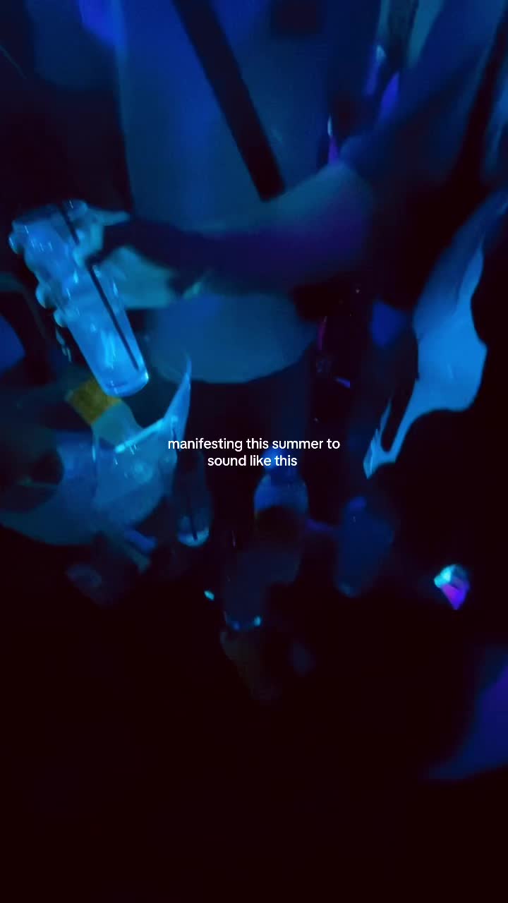 @Nefeli