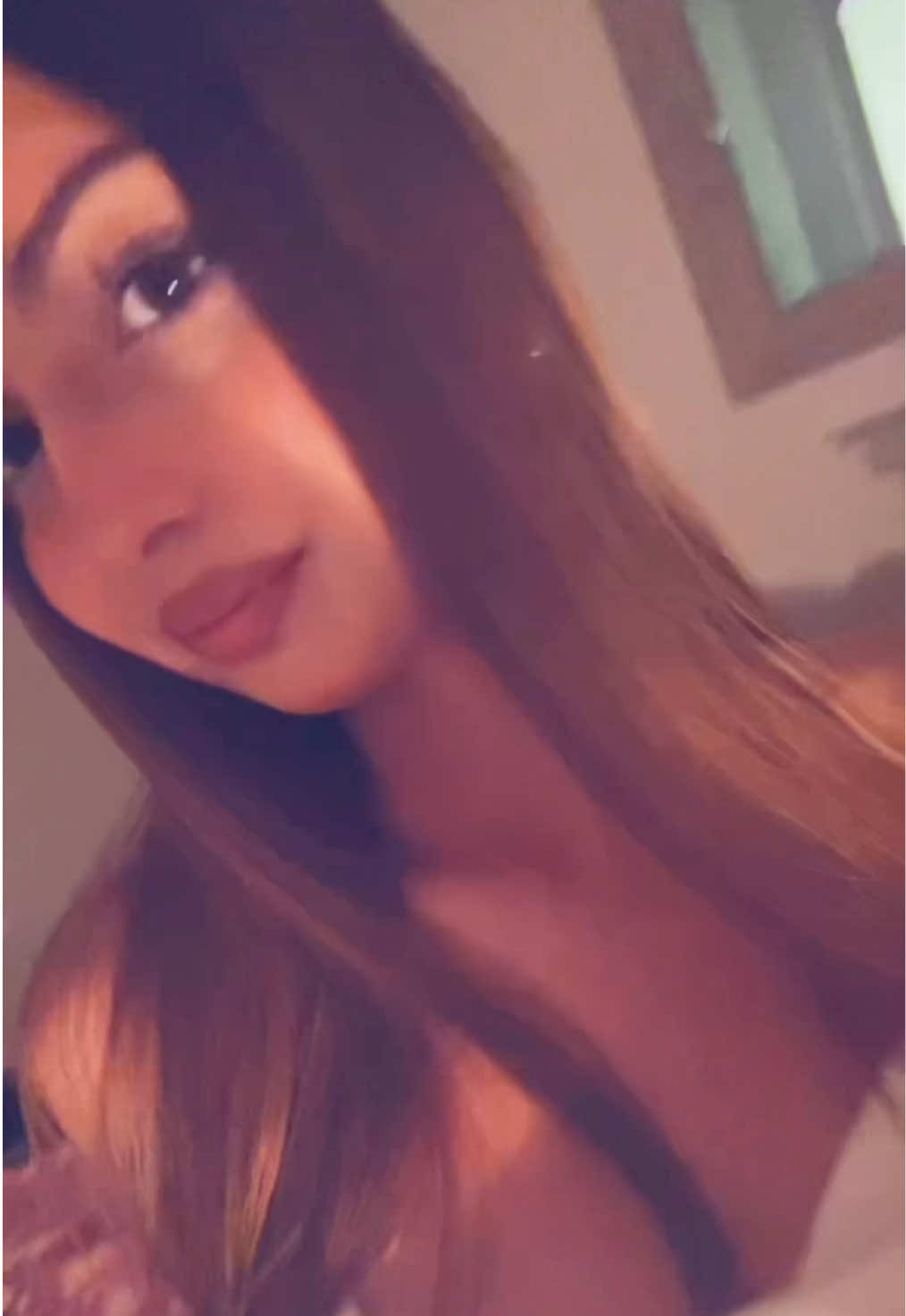 @𝓪𝓾𝓻𝓸𝓻𝓪