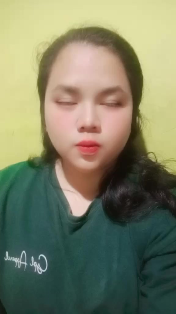 @Putry gemoy"😊