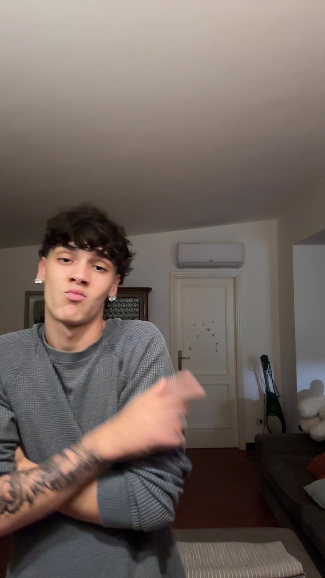 @ddagiox_🦅