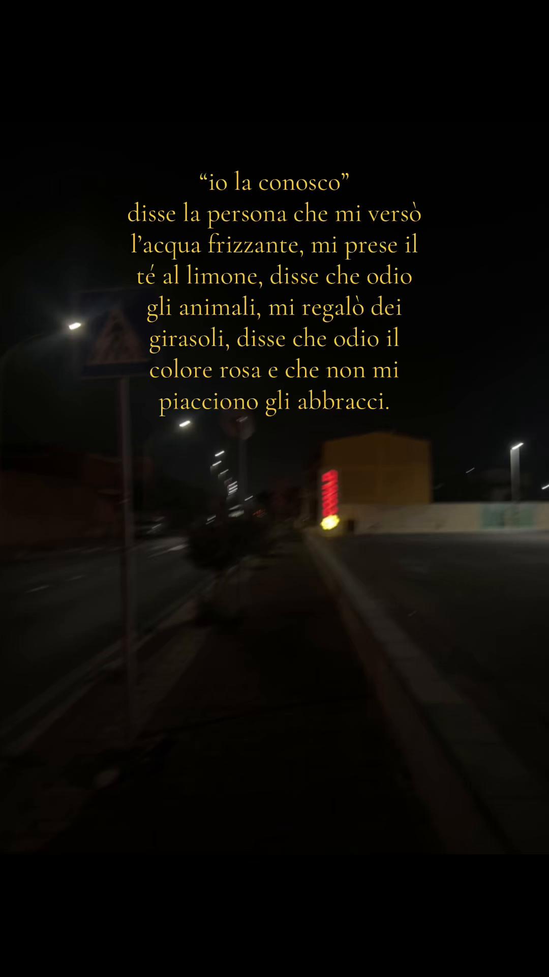 @🐰