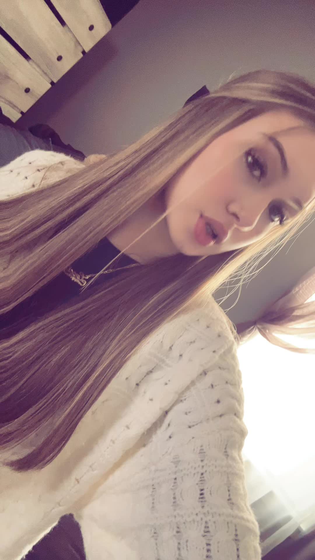 @alexia🦋.