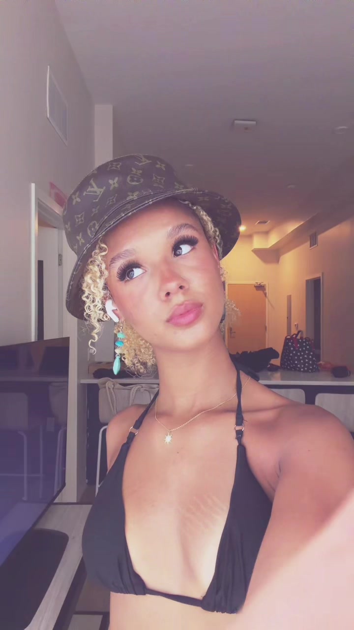 @Charlotte🧚🏼