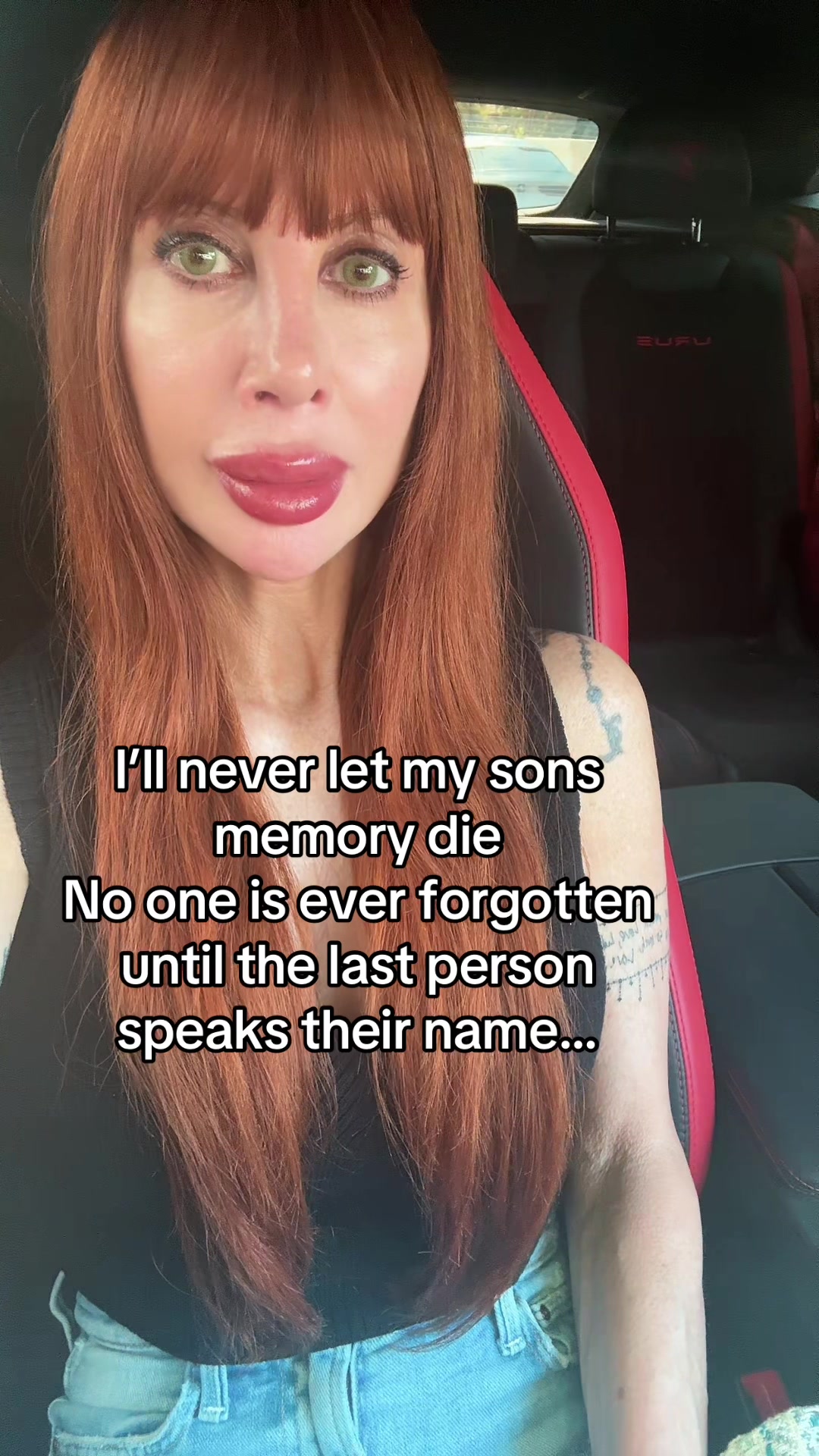 @Lizyred1
