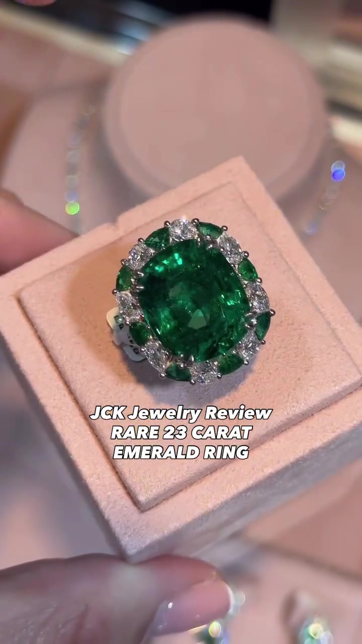 @JR Colombian Emerald