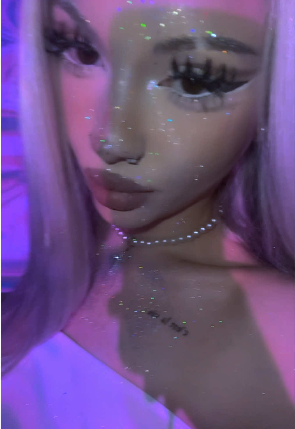 @pandoralora