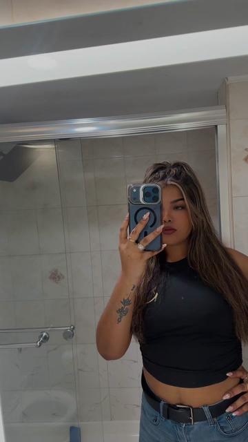 @Navii👻✨