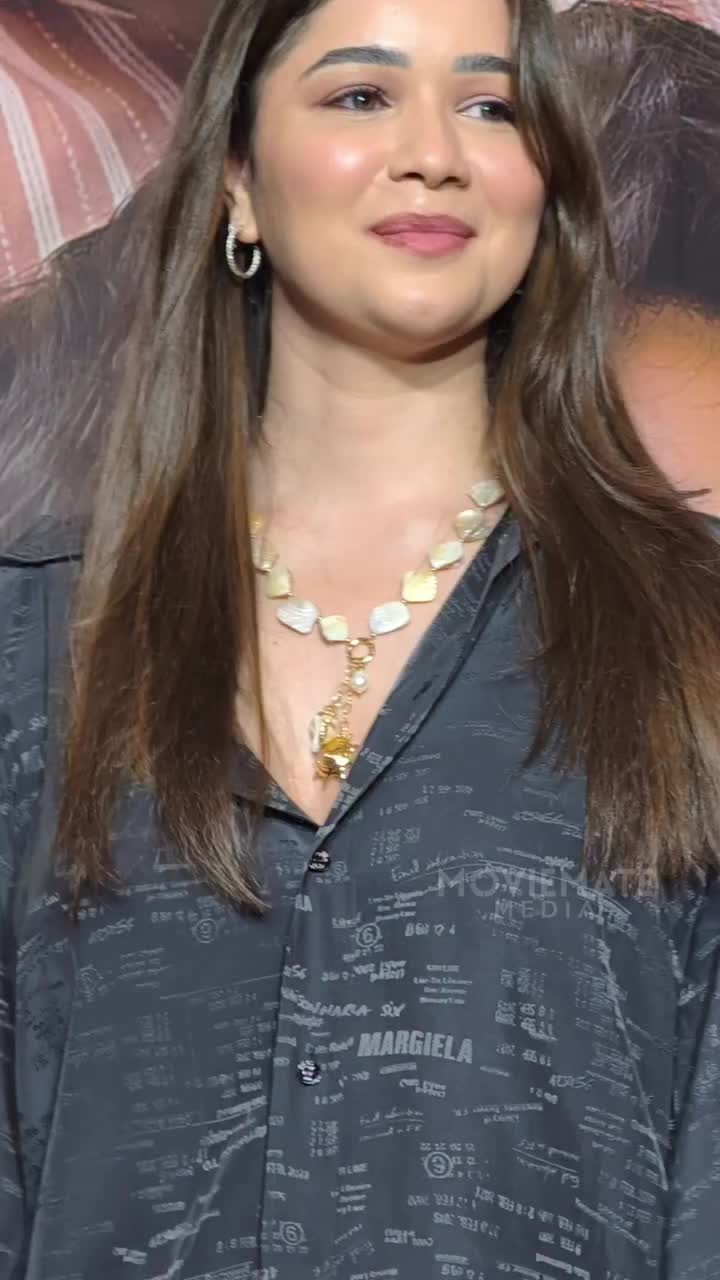@Sara Tendulkar