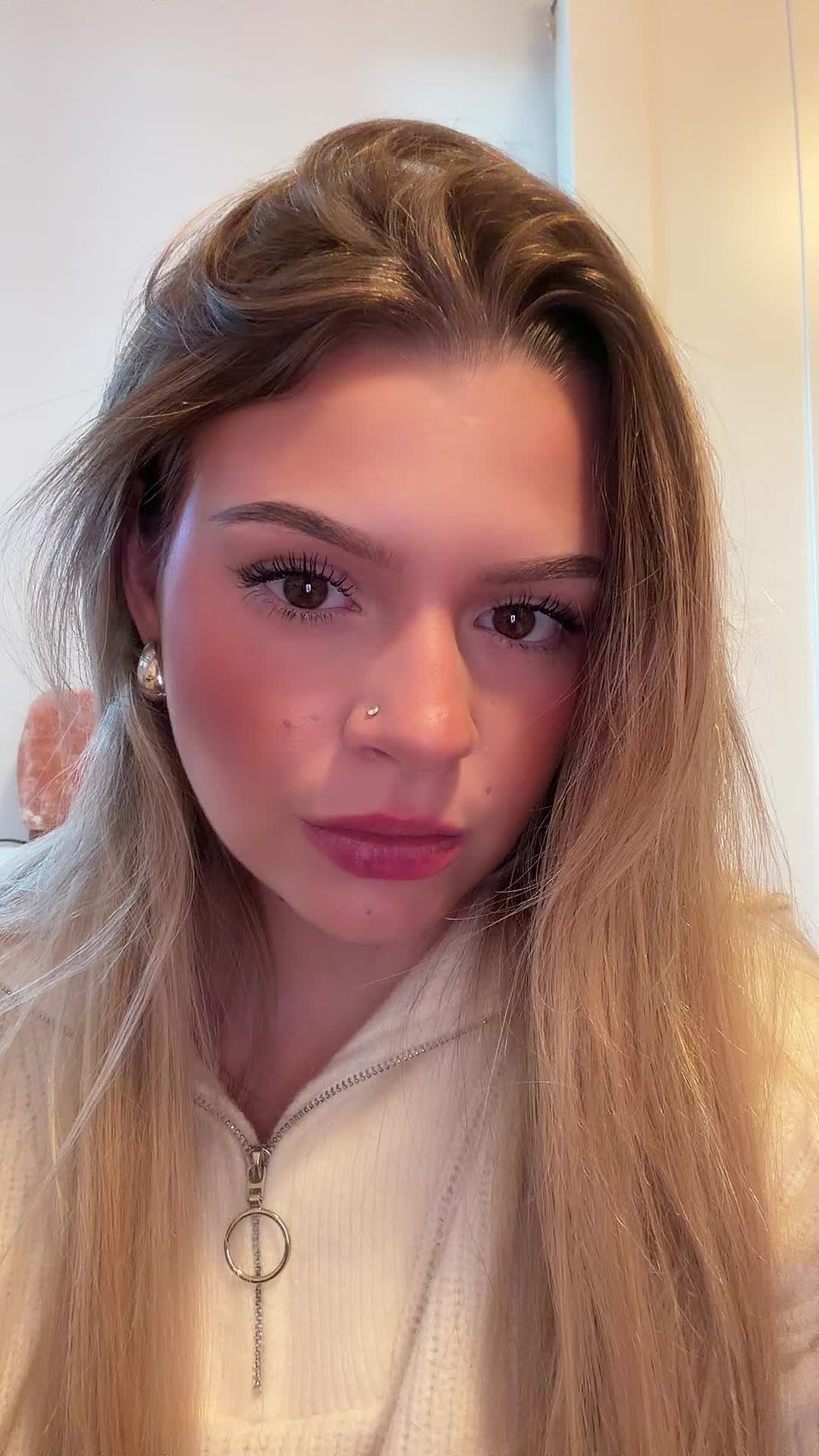 @Fajna dziewczyna ;)