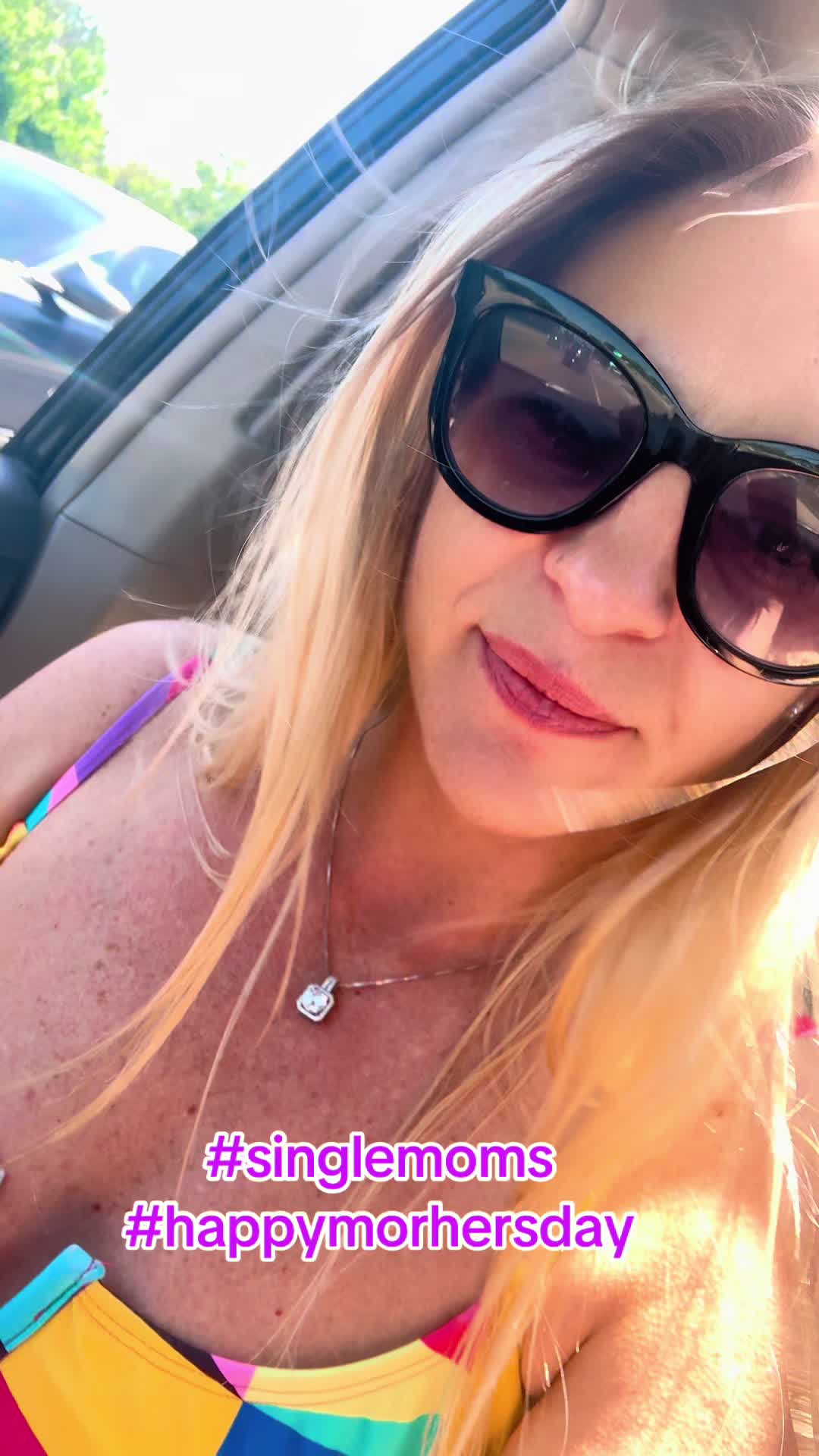 @Melissa Knee