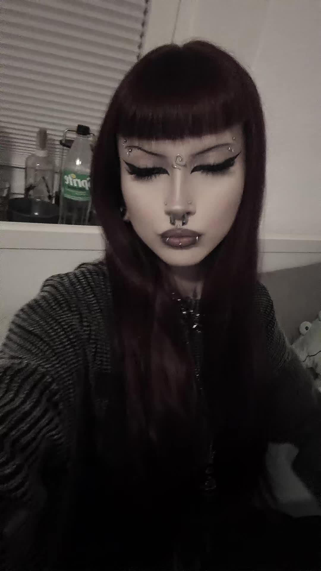 @𝕸𝖆𝖘𝖈𝖍𝖆