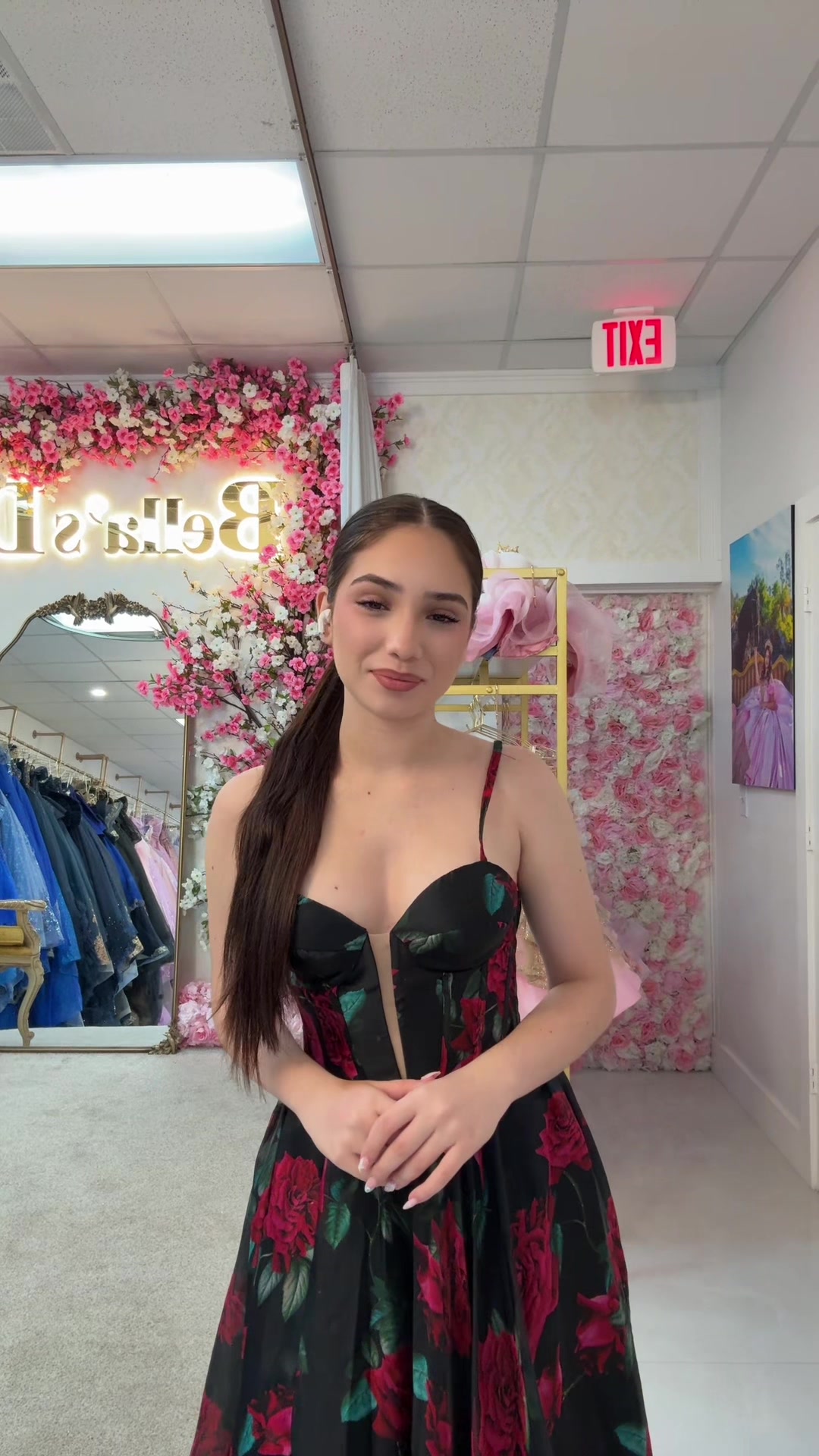 @Bella&rsquo;s Dress Boutique