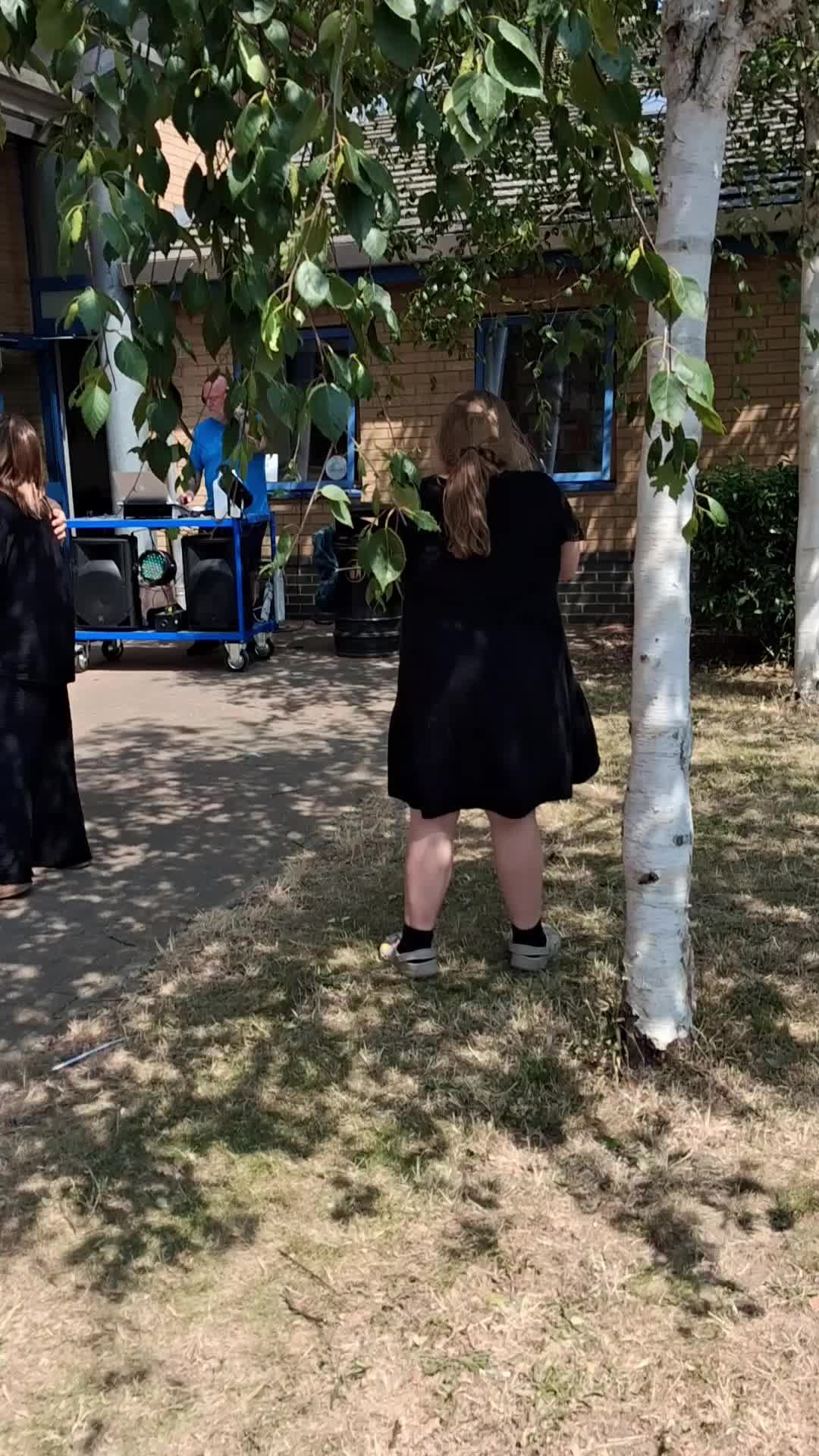 @Teresa
