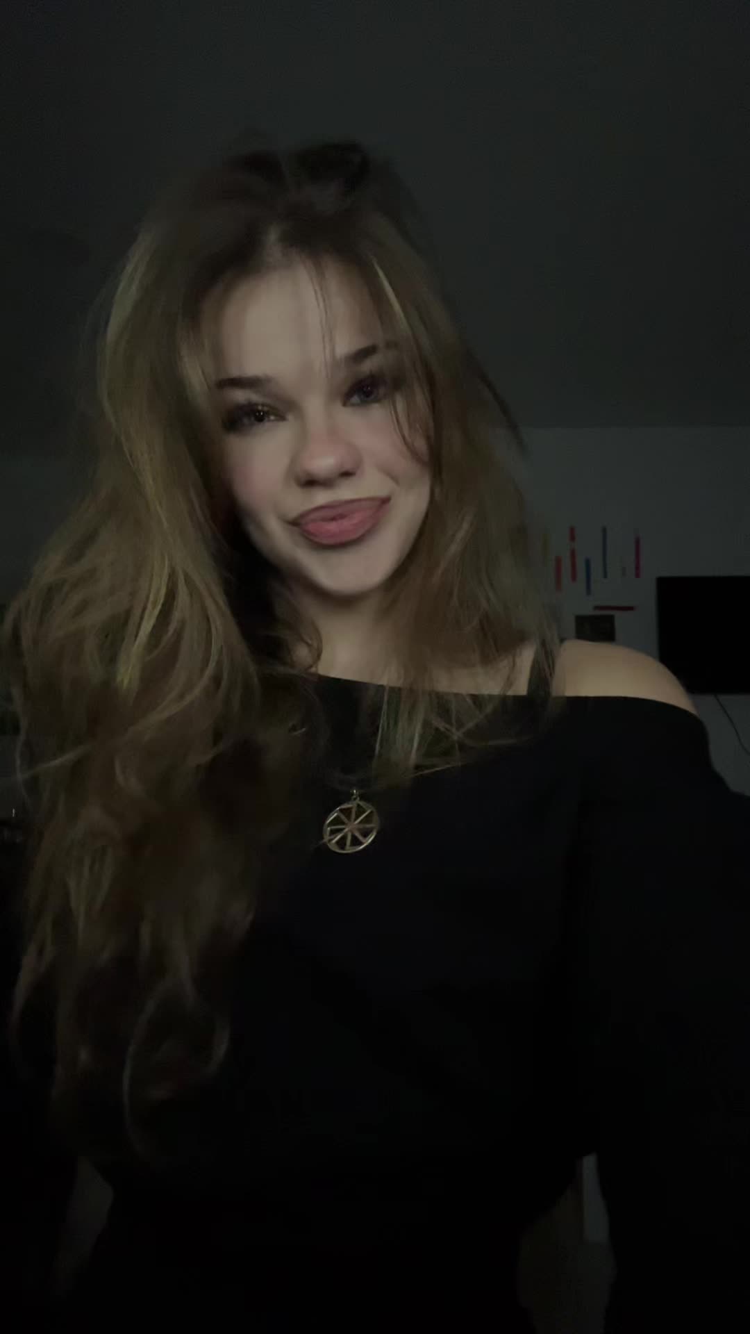 @𝒥𝑜𝒽𝒶𝓃𝓃𝒶