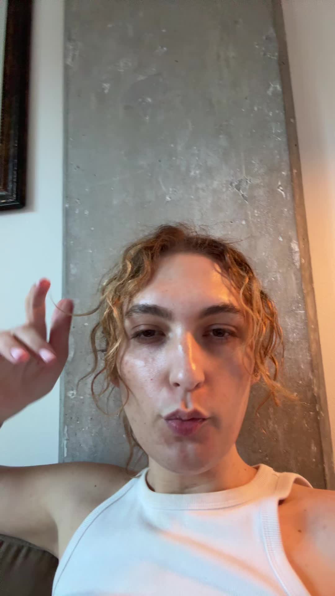 @bee 🐝