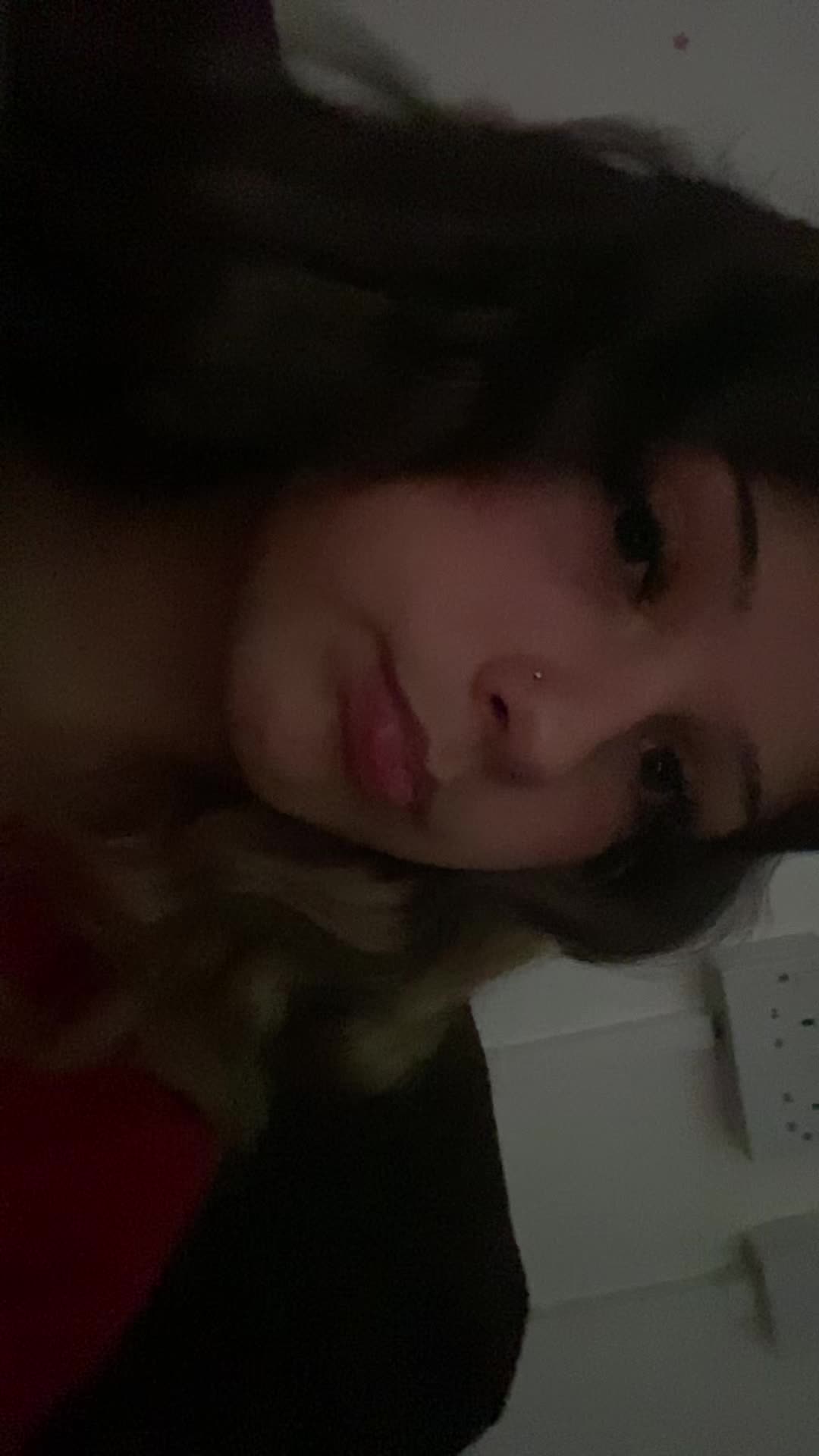 @👤