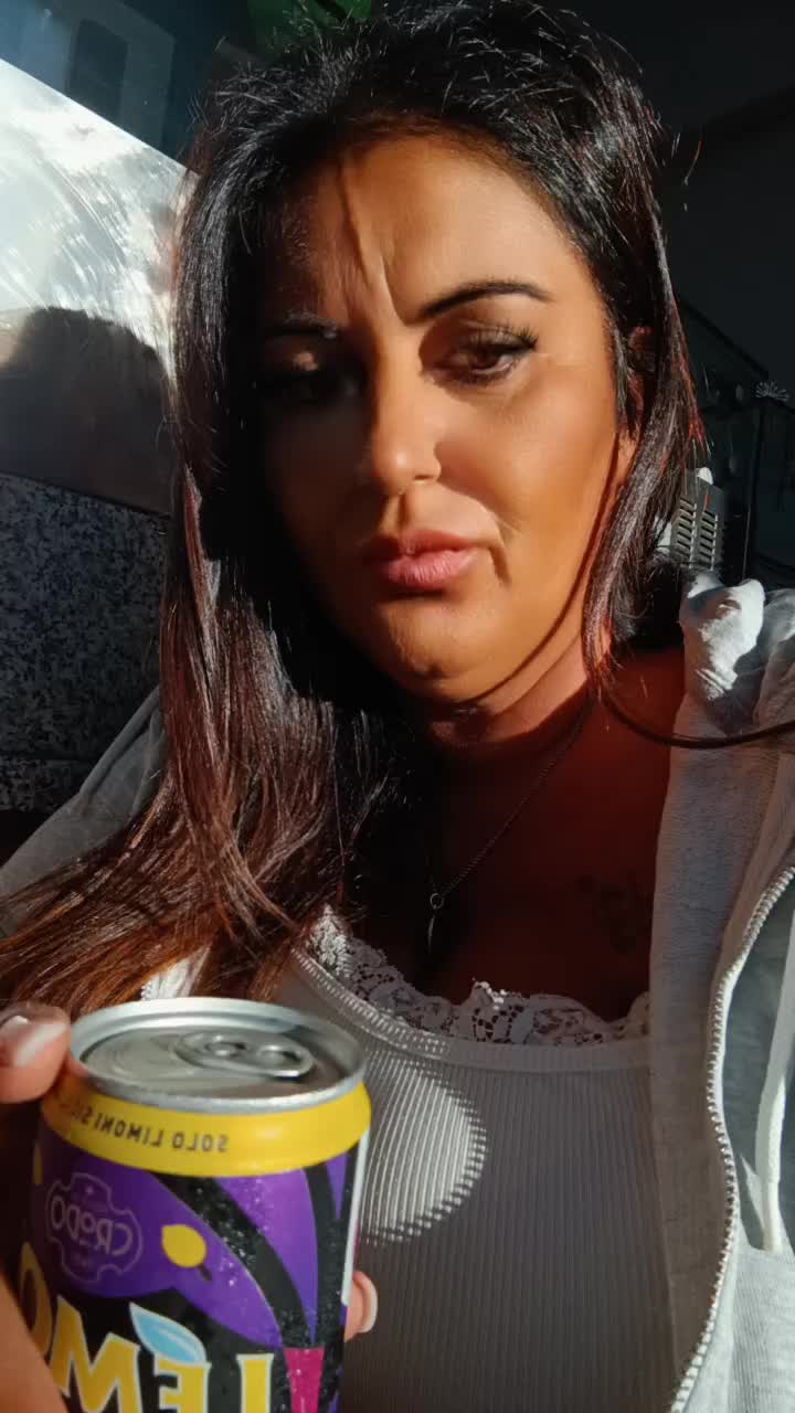 @Silvia🩵