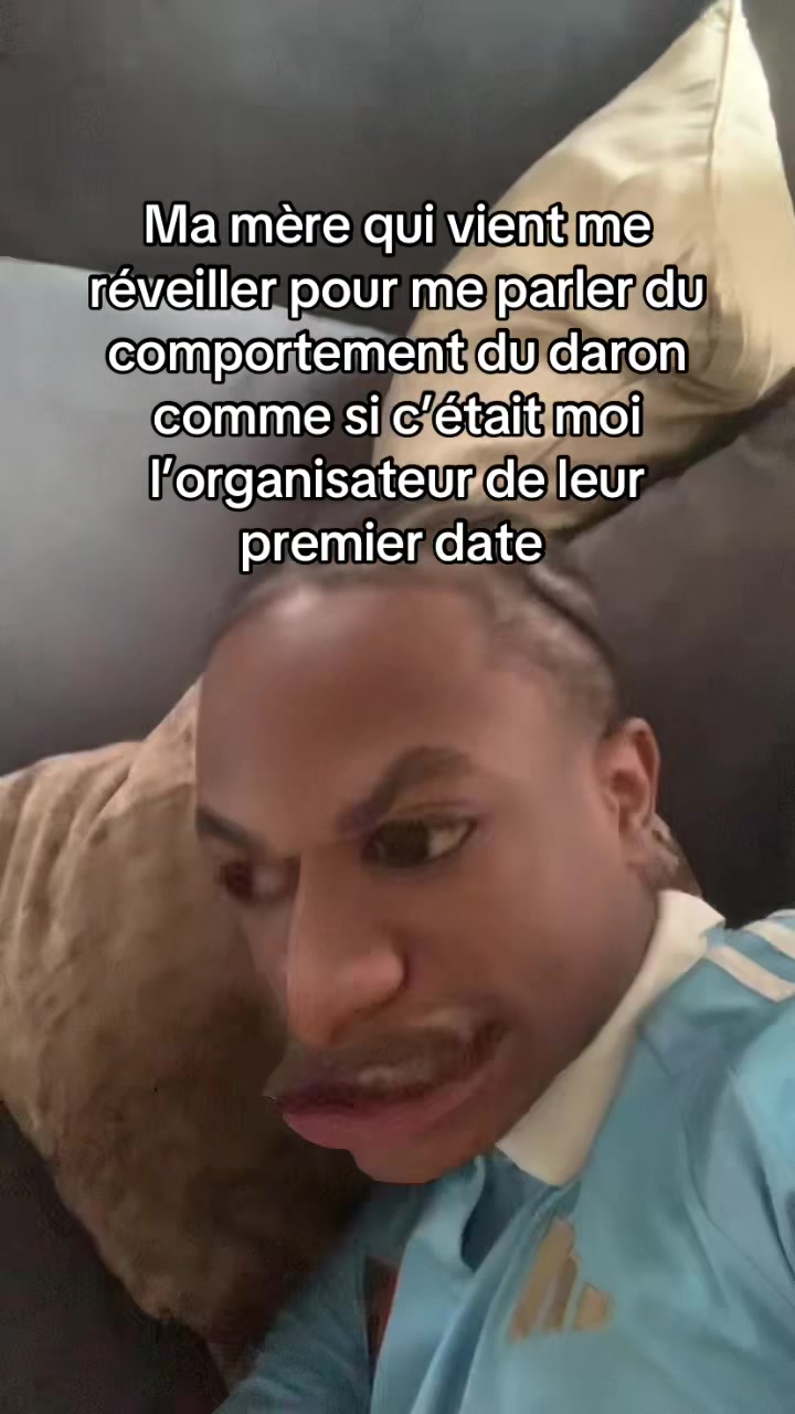 @𝓑𝓮𝓿𝓮𝓻𝓵𝔂_27🇨🇩