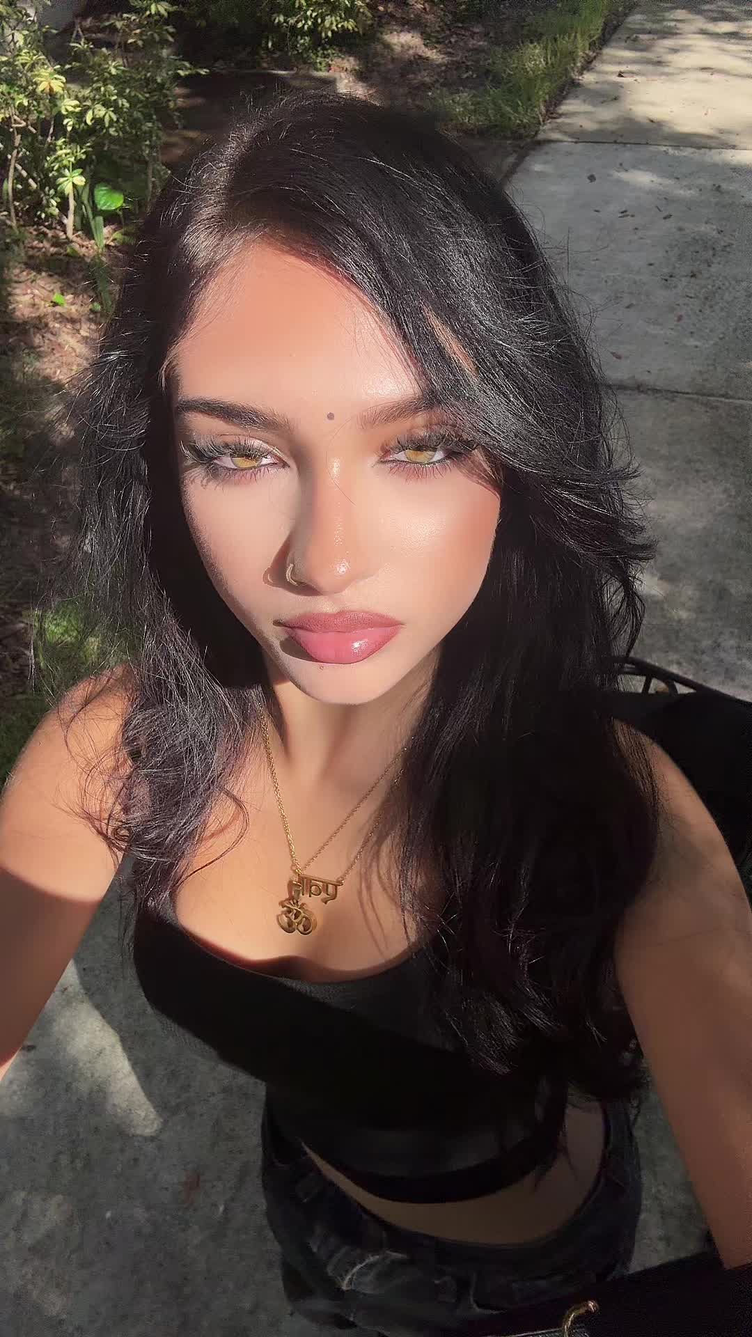 @•𝓪𝓿𝓪•