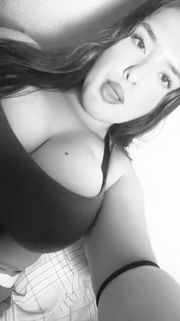 @adriianaviillarr__