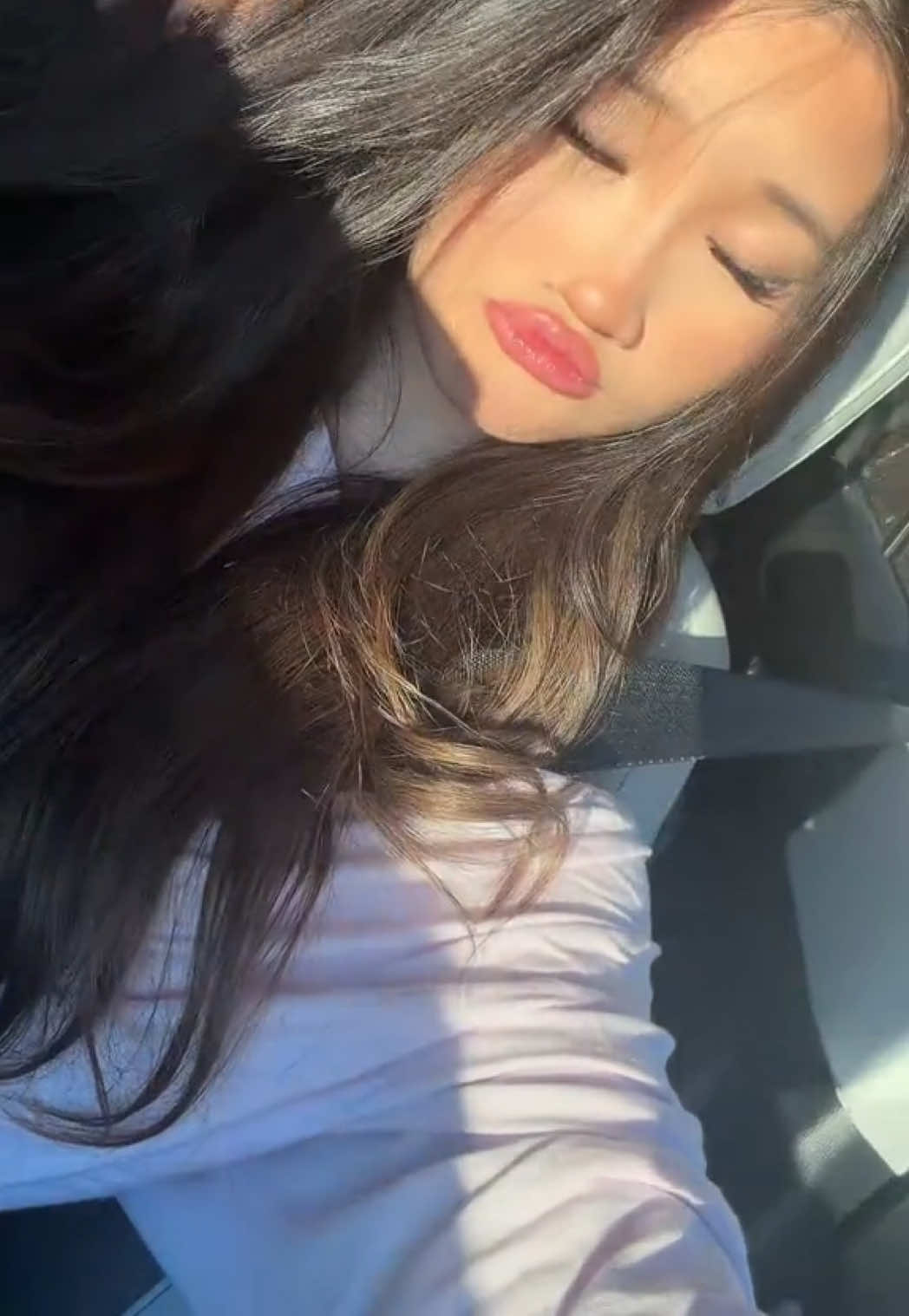 @isaqella