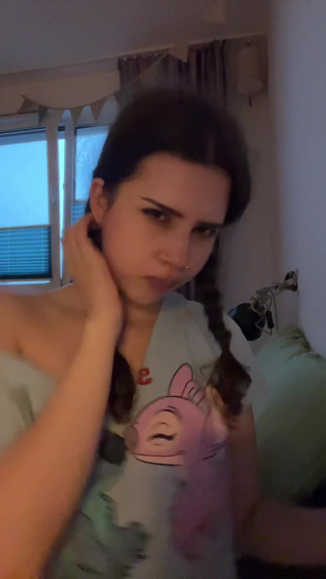 @Ameliamakaruk_