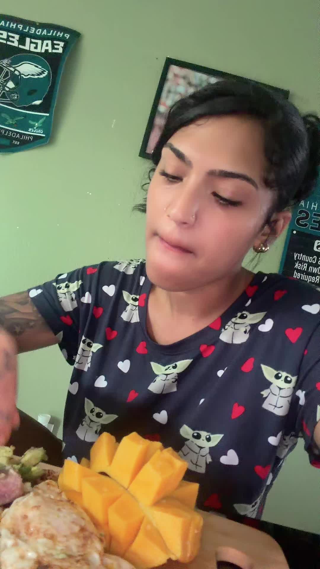 @aniyahalbino