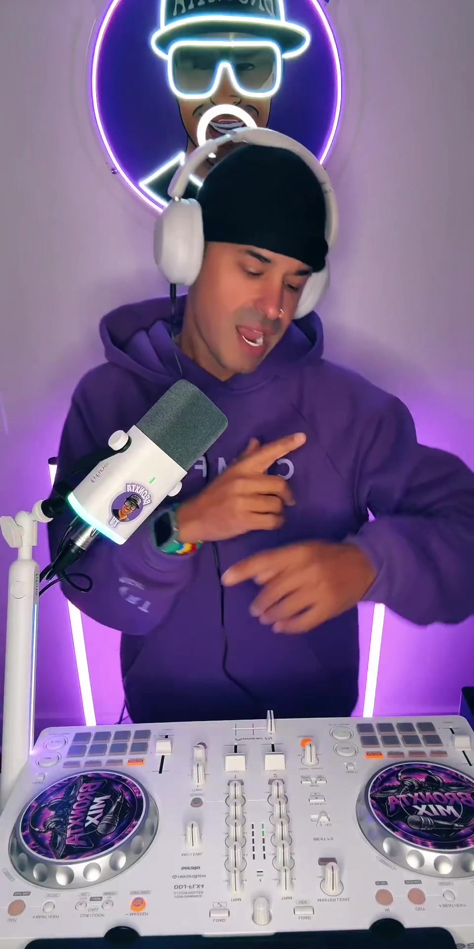 @Amauri