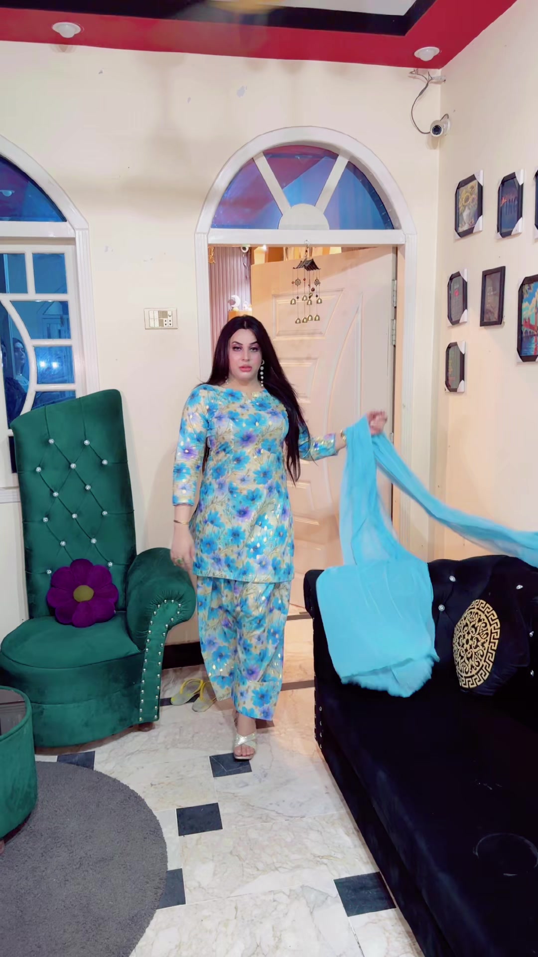 @👑cHaHaT QuEeN👑🧚🏻♀️