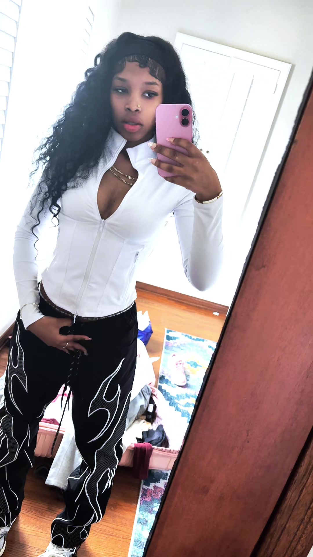 @Mimii👑