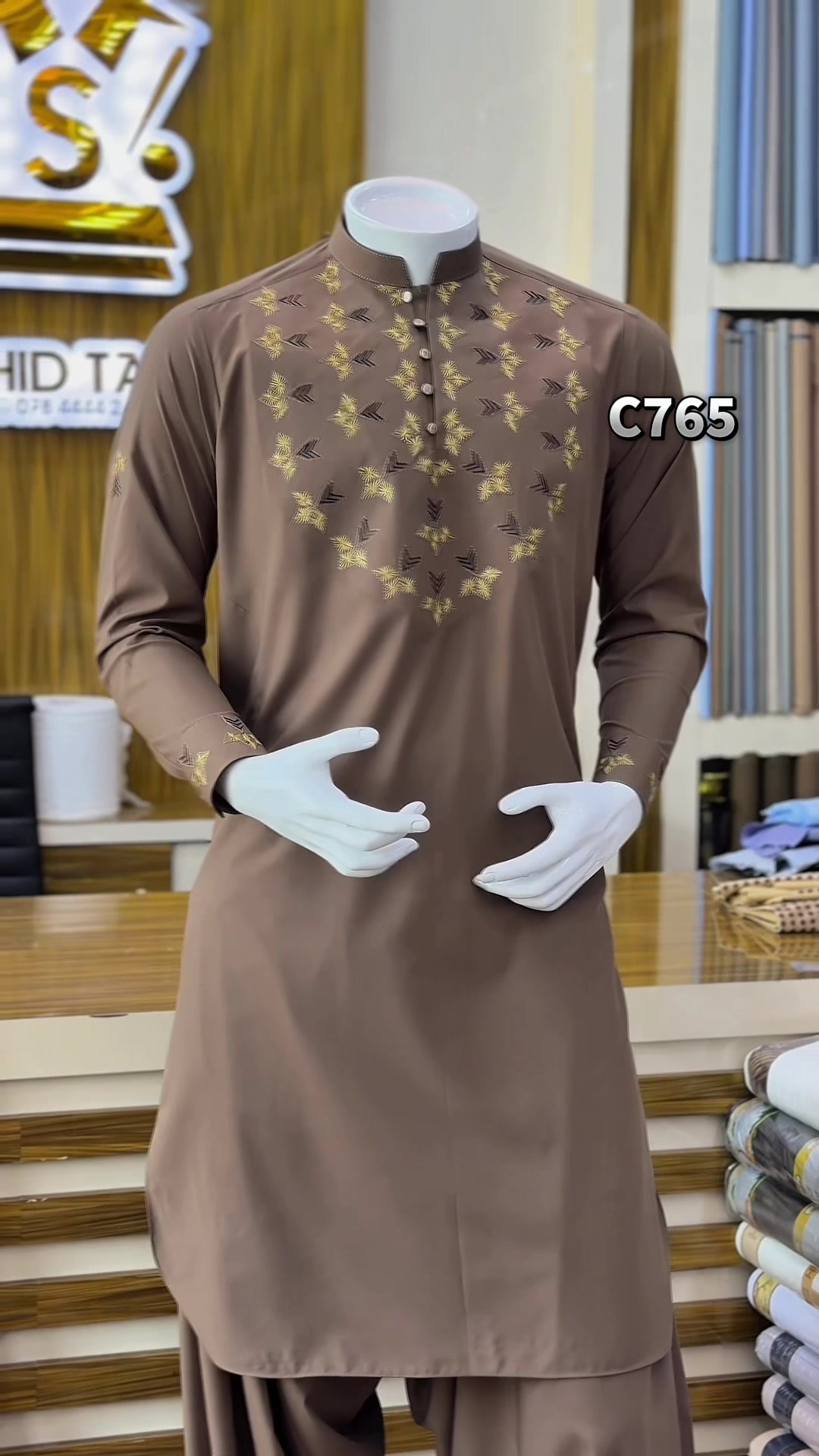 @شاهد خیاطی او رخت فروشی