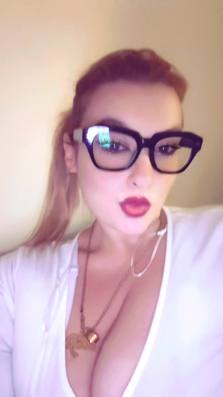 @Vanessa ๐ค๐๐ฆ