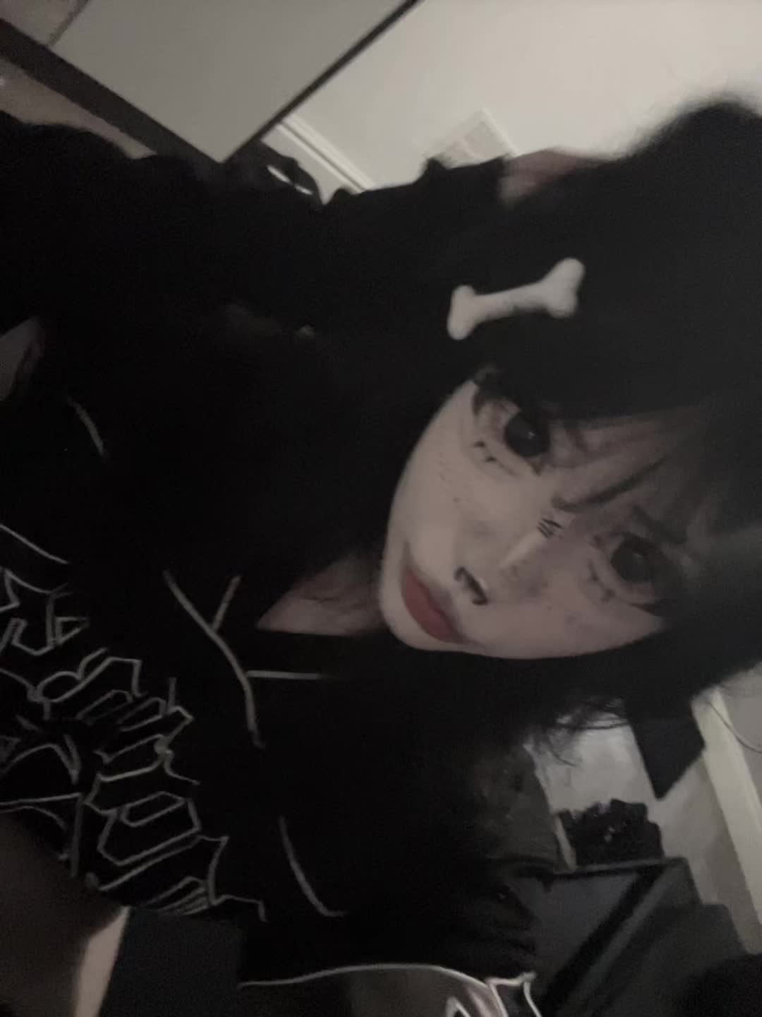 @risley •⩊•