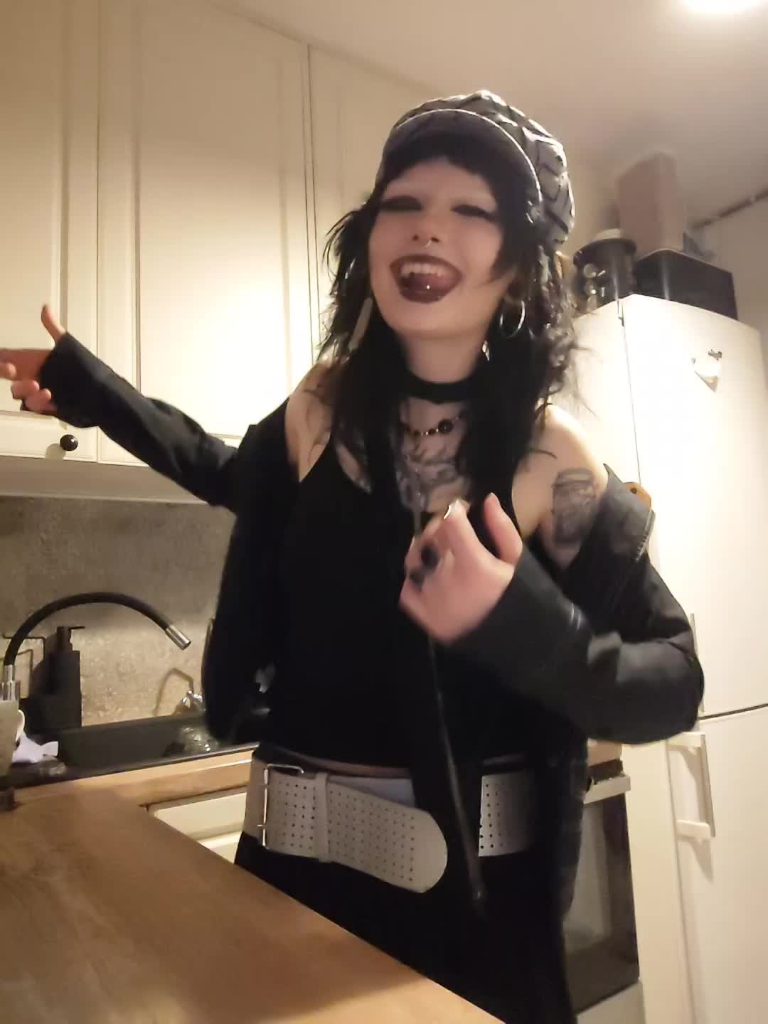 @𝖛𝖎𝖈𝖙𝖔𝖗𝖎𝖆